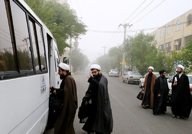 مبلغان و جبران آسیبِ های دور ماندن از خانواده بر فرزندان