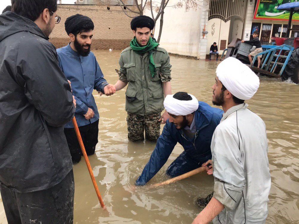 مبلغان و مدیریت شوخی در گفتار